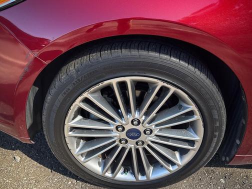 2013 Ford Fusion SE