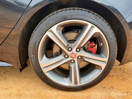 2018 Jaguar XF S First Edition