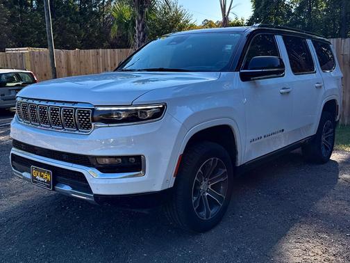 2023 Jeep Grand Wagoneer 4x4