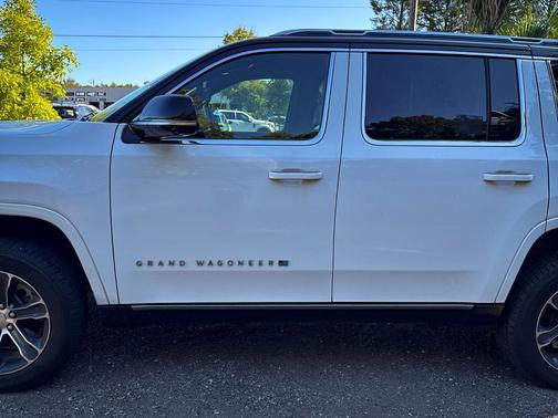 2023 Jeep Grand Wagoneer 4x4
