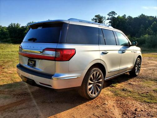 2018 Lincoln Navigator Select