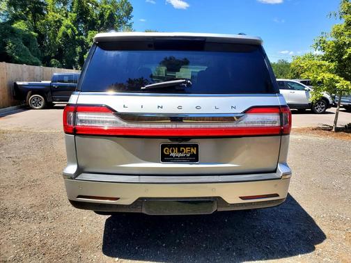2018 Lincoln Navigator Select