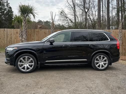 2018 Volvo XC90 T6 Inscription