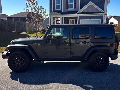 2016 Jeep Wrangler Unlimited 4WD 4dr Willys Wheeler