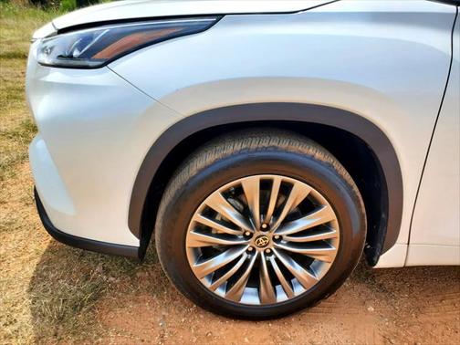 2021 Toyota Highlander Platinum FWD (Natl)