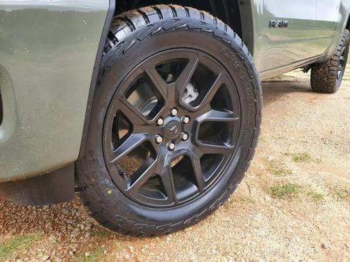 Green 2026 RAM 1500 Laramie
