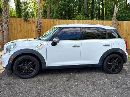 2014 MINI Countryman Cooper