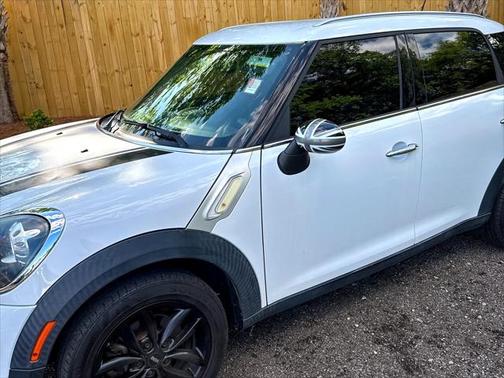 2014 MINI Countryman Cooper
