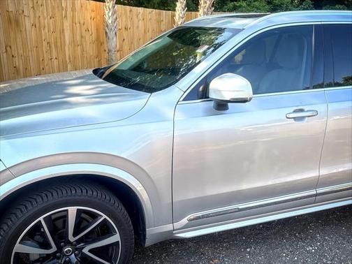 2018 Volvo XC90 T6 Inscription