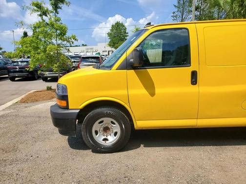 White 2021 Chevrolet Express 2500 LT