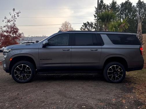 2021 Chevrolet Suburban RST