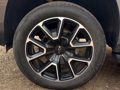 2021 Chevrolet Suburban RST