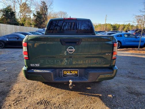 2022 Nissan Frontier SV