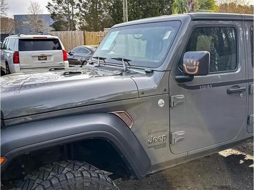 Gray 2019 Jeep Wrangler Unlimited Sport
