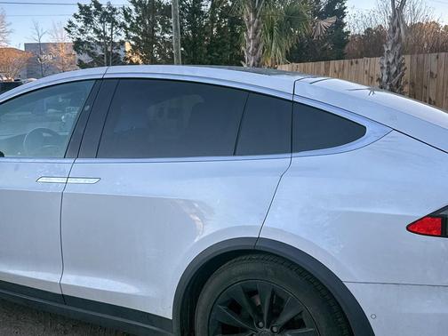 2019 Tesla Model X 75D AWD