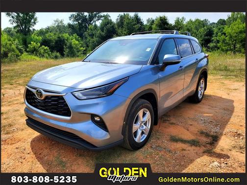 2022 Toyota Highlander LE