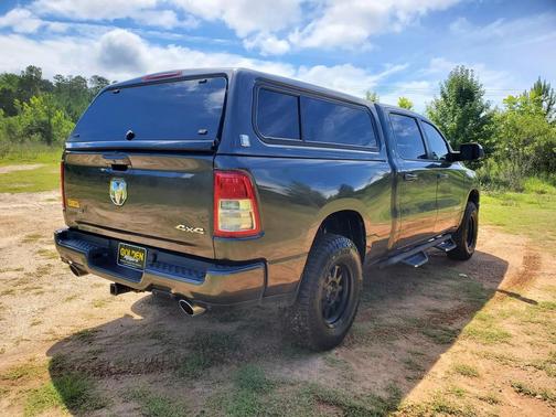 Gray 2019 RAM 1500 Big Horn