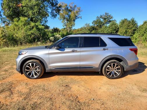 2020 Ford Explorer ST 4WD