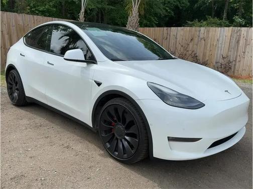 White 2022 Tesla Model Y Performance AWD