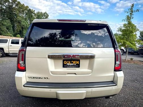 2015 GMC Yukon XL 1500 Denali