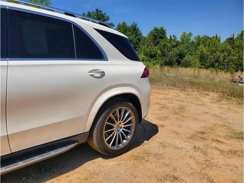White 2021 Mercedes-Benz GLE 350 Base