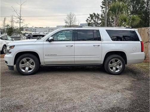 White 2017 Chevrolet Suburban Premier