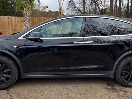 2016 Tesla Model X AWD 4dr 90D