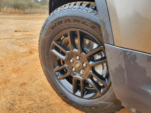 2020 Land Rover Defender 110 SE AWD