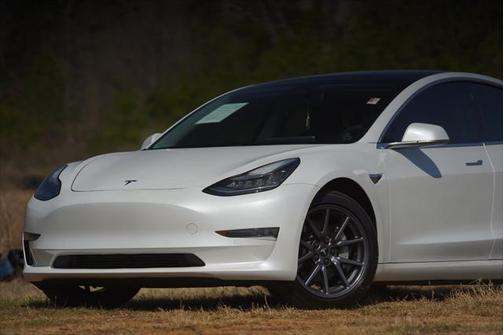 2020 Tesla Model 3 Standard Range Plus