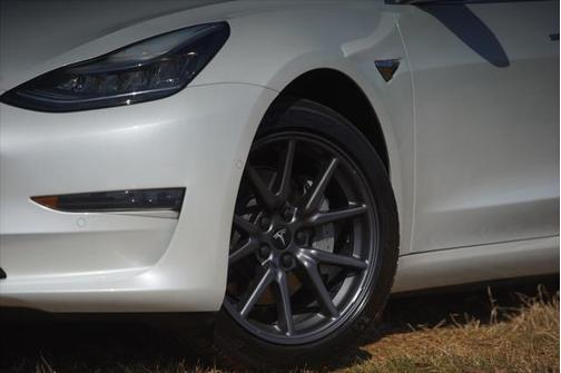 2020 Tesla Model 3 Standard Range Plus