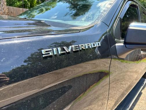 Black 2019 Chevrolet Silverado 1500 LTZ