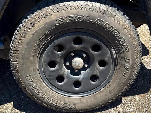 2010 Jeep Wrangler Unlimited 4WD 4dr Islander *Ltd Avail*