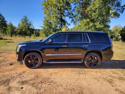 2015 Cadillac Escalade Luxury