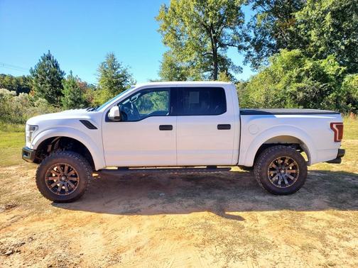 2018 Ford F-150 Raptor 4WD SuperCrew 5.5' Box