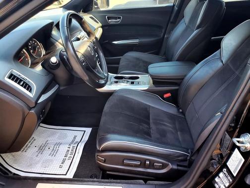 2018 Acura TLX Base