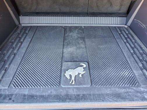 2021 Ford Bronco Lifted Outer Banks High Package V6 4x4