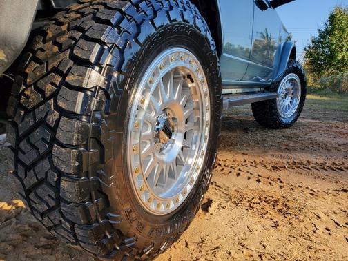 2021 Ford Bronco Lifted Outer Banks High Package V6 4x4