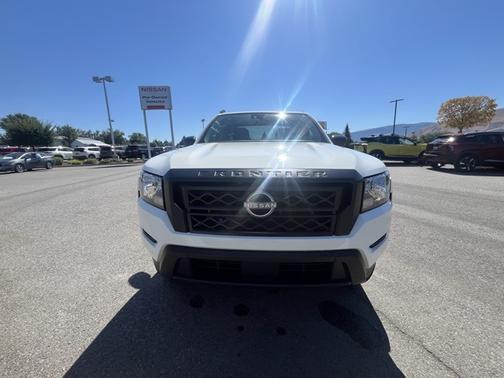 2023 Nissan Frontier S