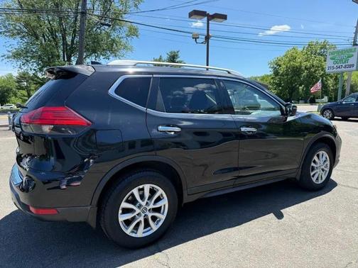 Magnetic Black 2017 Nissan Rogue SV