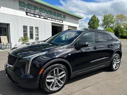Stellar Black Metallic 2019 Cadillac XT4 Sport