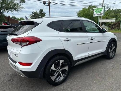 Dazzling White 2017 Hyundai TUCSON Sport