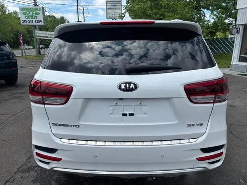 Snow White Pearl 2016 Kia Sorento SX