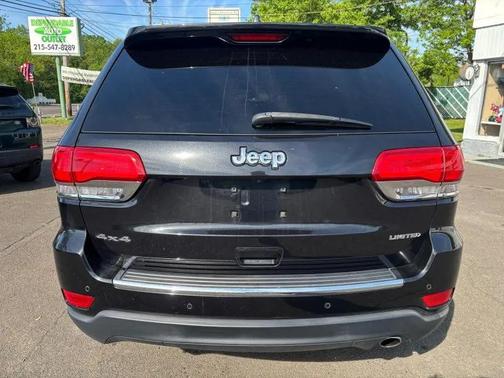 Brilliant Black Crystal Pearlcoat 2016 Jeep Grand Cherokee Limited
