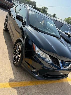 Magnetic Black 2017 Nissan Rogue Sport SL