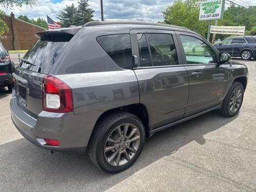 Granite Crystal Metallic Clearcoat 2016 Jeep Compass 75th Anniversary
