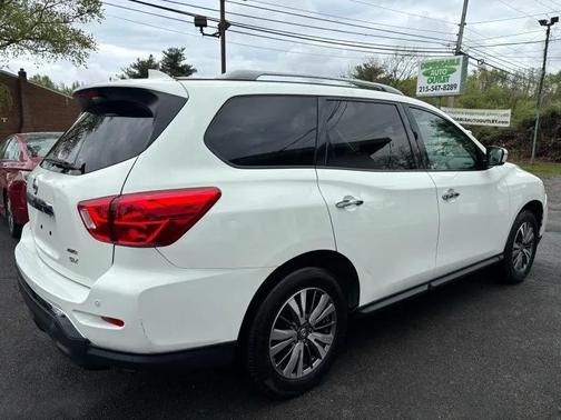 White 2020 Nissan Pathfinder SV 4WD