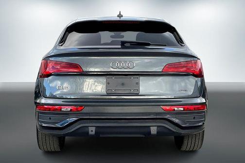 2023 Audi Q5 45 S line Prestige