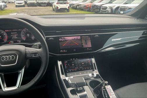 2025 Audi Q7 55 Premium Plus