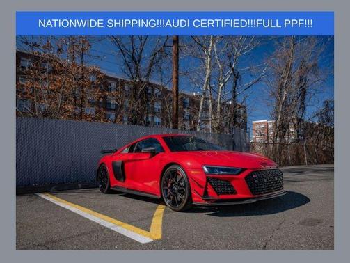 Tango Red Metallic 2023 Audi R8 V10 GT RWD S tronic