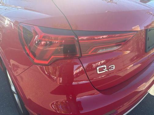 2022 Audi Q3 40 Premium